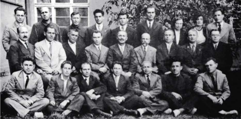 The team of the Department of Grain and Flour Technologies on the day of the 60th anniversary and 35th anniversary of the engineering and teaching activity of B.G. Ostrozetserab, May 12, 1940.